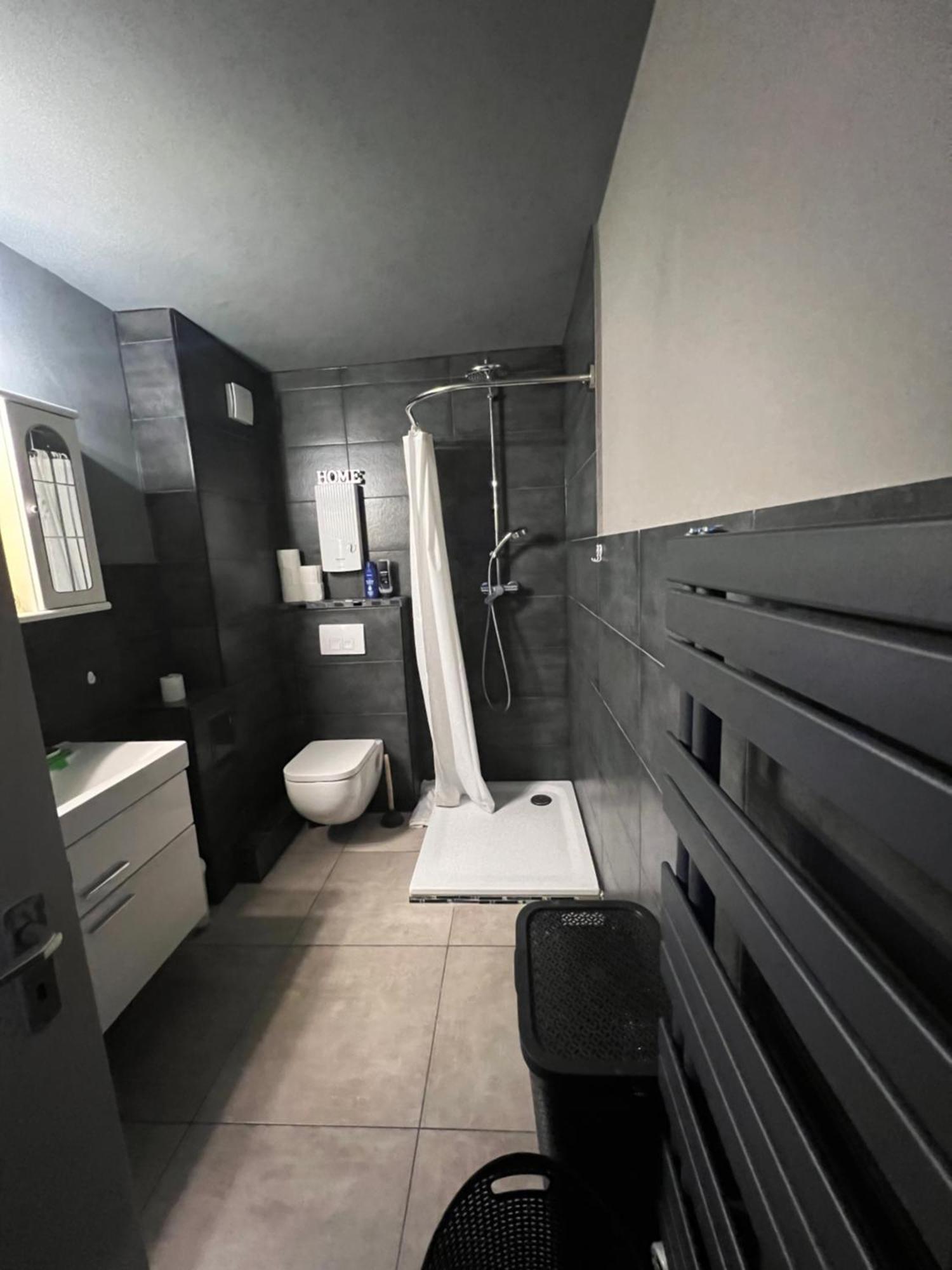 Apache Troisdorf Apartment Exterior photo